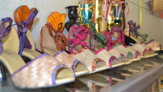 Sandal dari Pelepah Pisang