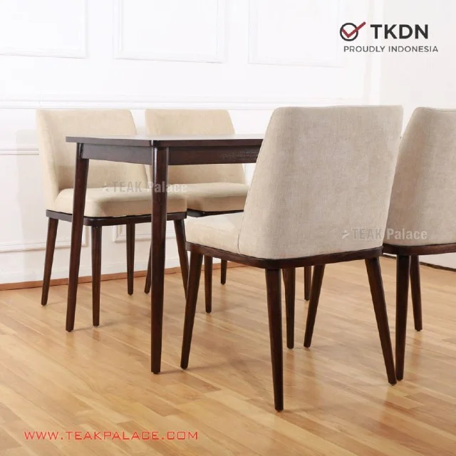 Meja Makan 4 Kursi Cafe Resto Cellini Krem