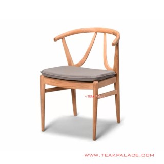 Kursi Makan Batam Minimalis Natural With Cushion