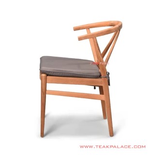 Kursi Makan Batam Minimalis Natural With Cushion