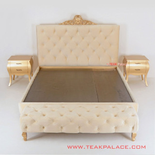 Dipan Ukir Minimalis Set Nakas Warna Emas Seri Sofia Dipan Ukir Minimalis Set Nakas Warna Emas Seri Sofia